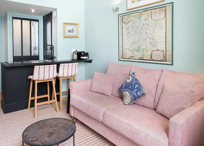 Pick A Flat\'S Apartment In Saint-Germain Des Pres - Rue Paul Louis Courier